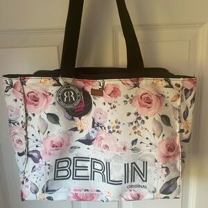 Robin Ruth Berlin Floral Tote Bag NWT